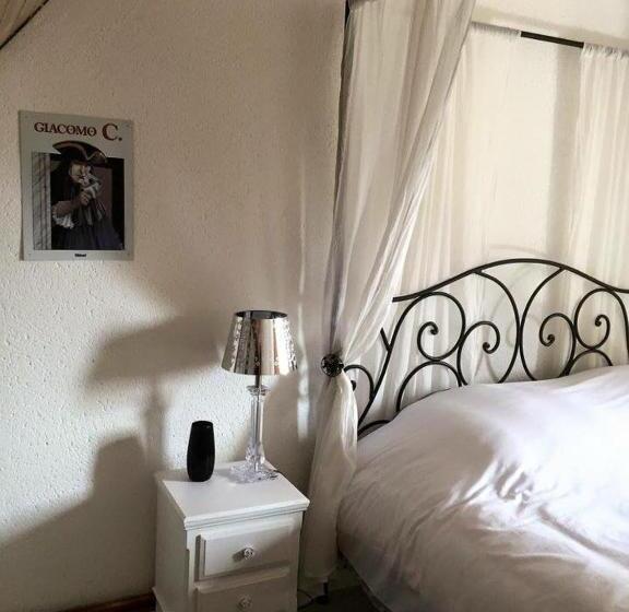 スタンダードルーム, Les Reveries