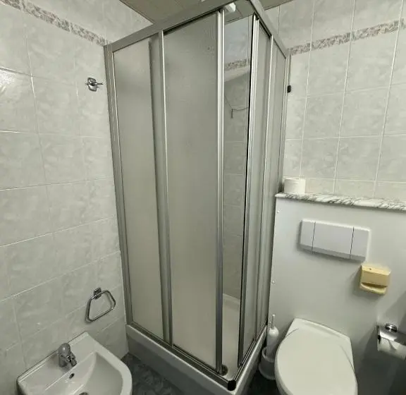 スタンダード4人部屋, Pian Del Sole