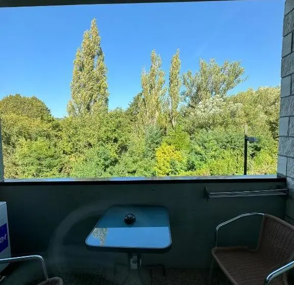 スタンダードルーム, Pian Del Sole