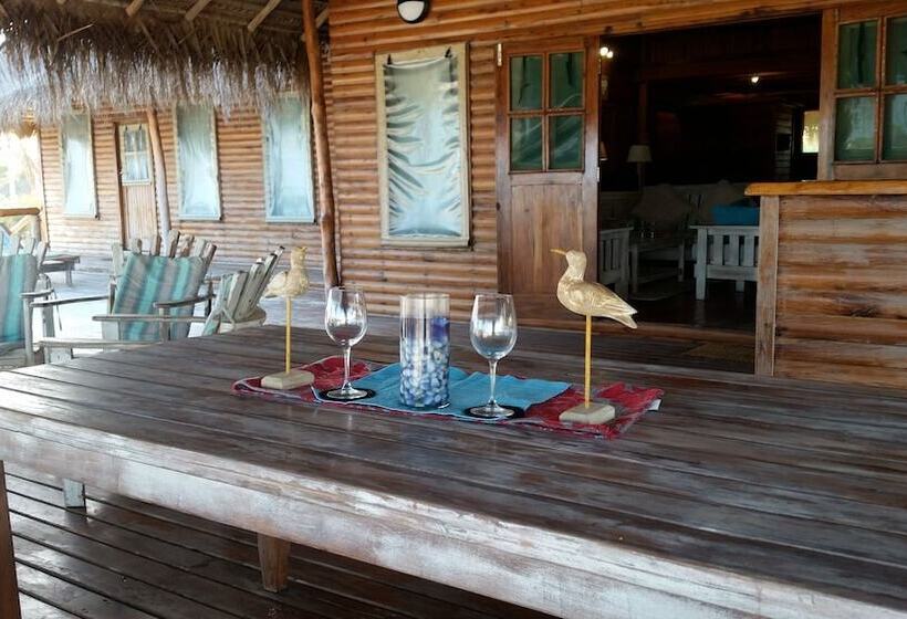 4间卧室的房子, Pura Vida Lodge