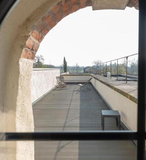 غرفة قياسية مطلّة علي الحديقة, Orangerie De Chatel Selection Figaro & Elle Magazine