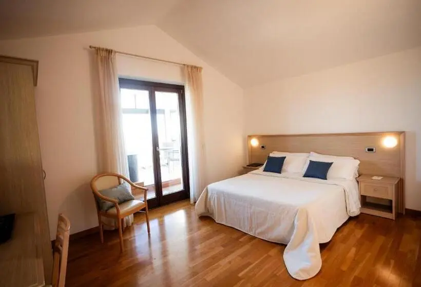 Juniorsviitti Parveke, Magnificat Hotel&resort