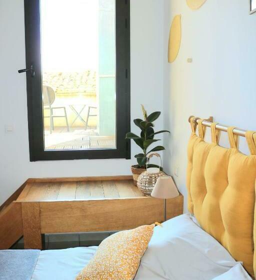 マウンテンビュースタンダードルーム, Bar Des Amis