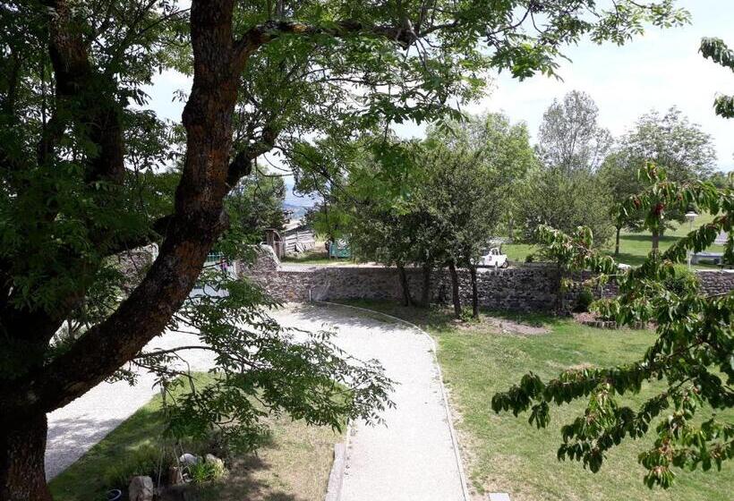 غرفة قياسية رباعية, Maison De La Monne