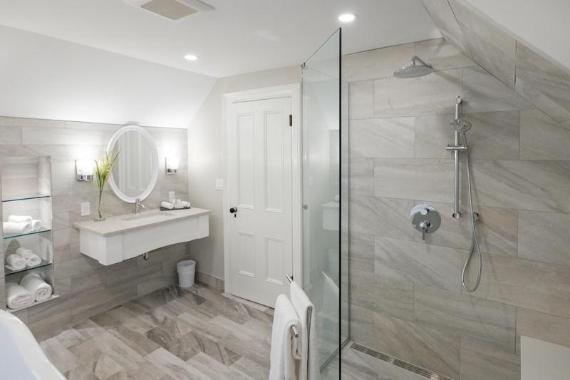 סוויטה, The Victorian Luxury Suites