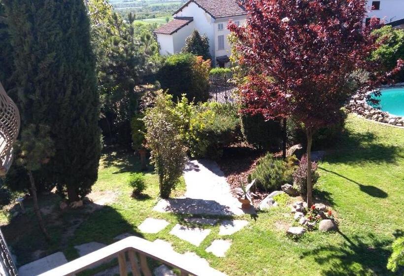 标准间带游泳池, Spineto House