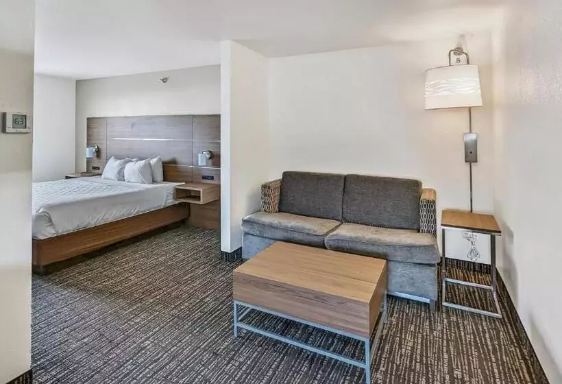 キングサイズベッドのデラックススイート, Estherville Hotel & Suites