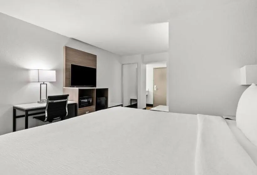 سوئیت با تخت بزرگ, Baymont by Wyndham Batavia - Darien Lake