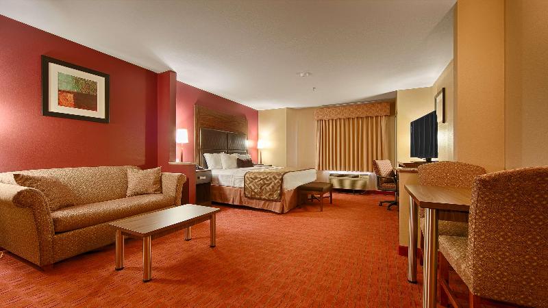 Люкс Кровать Кинг, Best Western Plus Tulsa Woodland Hills Hotel And Suites