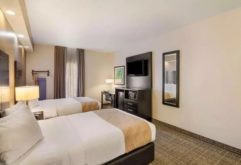 ２ダブルベッドのスタンダードルーム, Quality Inn Crestview Near Eglin Afb