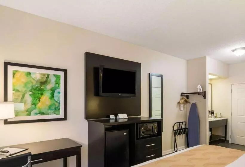 キングサイズベッドのスタンダードルーム, Quality Inn Crestview Near Eglin Afb