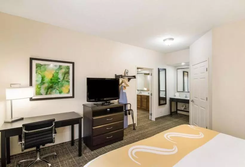 身障者適用スイートルーム, Quality Inn Crestview Near Eglin Afb