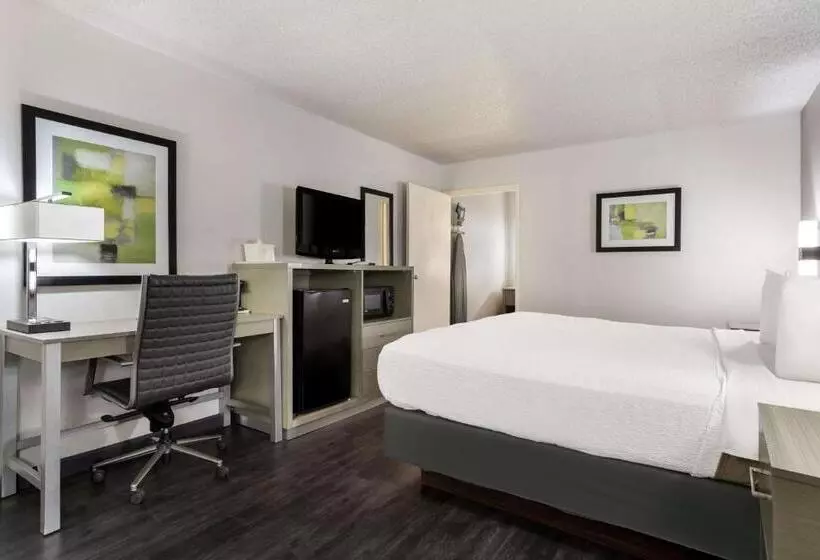 Standard-huone King-vuode, Surestay Hotel By Best Western Grants