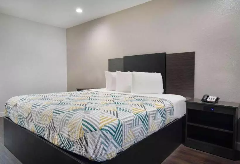 キングサイズベッドのスタンダードルーム, Motel 6 Houston, Tx  I10 West