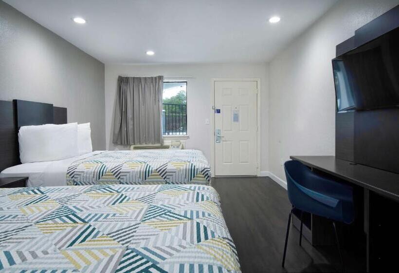 Номер Стандарт, Motel 6 Houston, Tx  I10 West