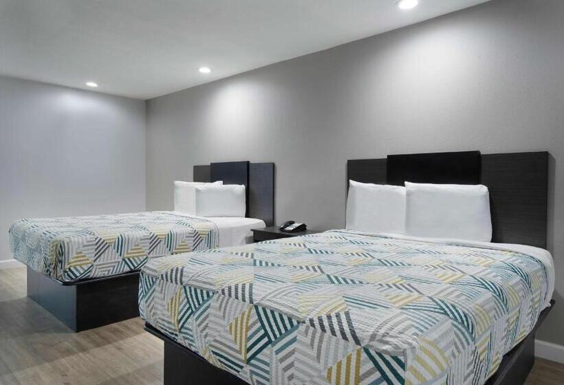 חדר סטנדרט לארבעה, Motel 6 Houston, Tx  I10 West