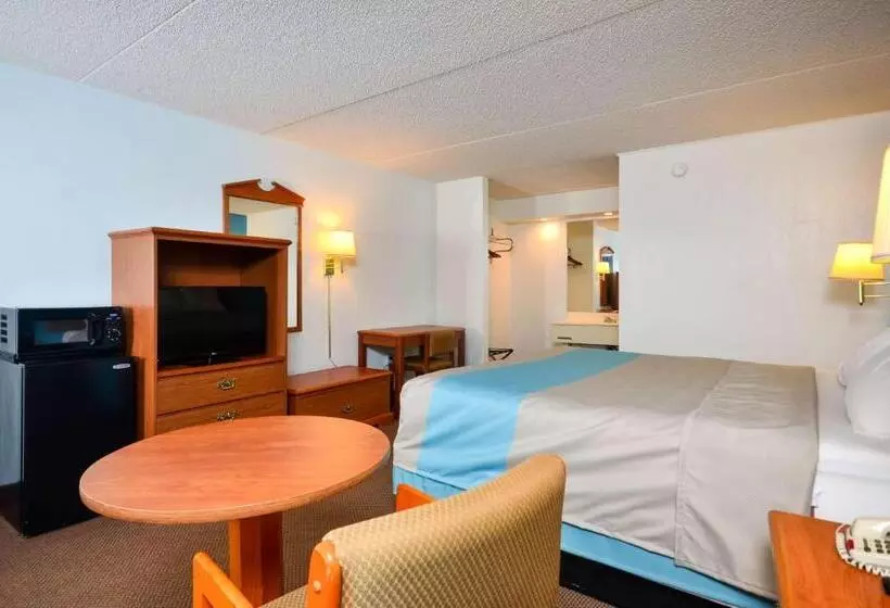 キングサイズベッドのスタンダードルーム, Motel 6 Pulaski, Tn