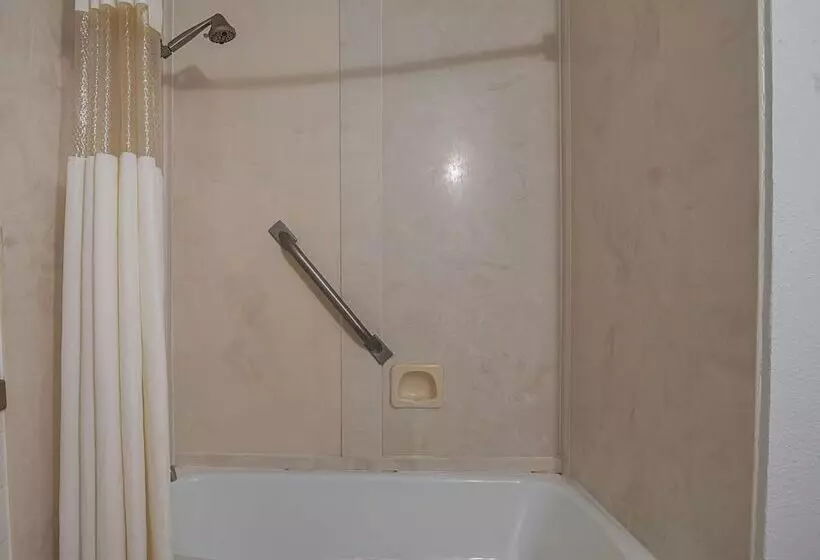 ２ダブルベッドのスタンダードルーム, Motel 6 Tifton, Ga