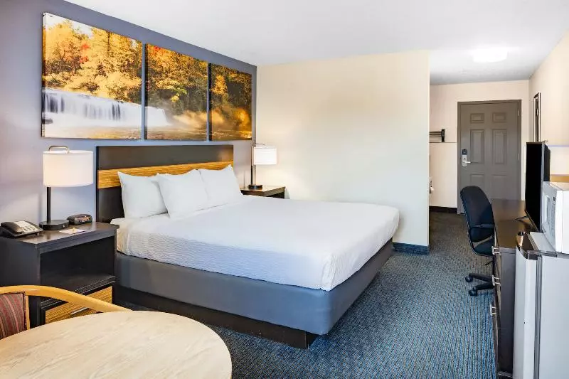 プレミアムルーム, Days Inn By Wyndham Waynesville Nc