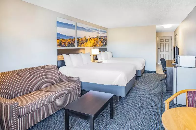 プレミアムルーム, Days Inn By Wyndham Waynesville Nc