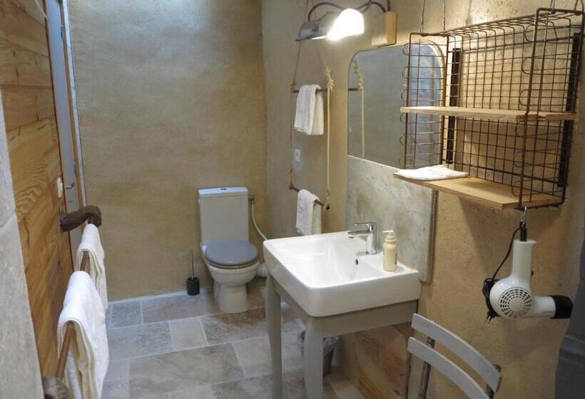 三人经典房间, Domaine De Chantemerle B Nb