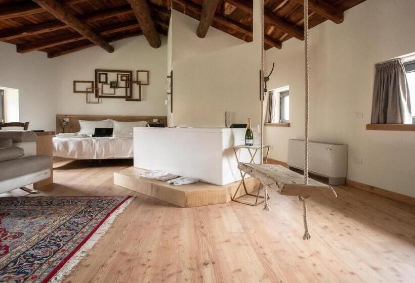 キングサイズベッドのスタンダードルーム, Foresteria Stazzona