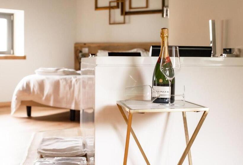 Стандартный Номер Кровать Кинг, Foresteria Stazzona