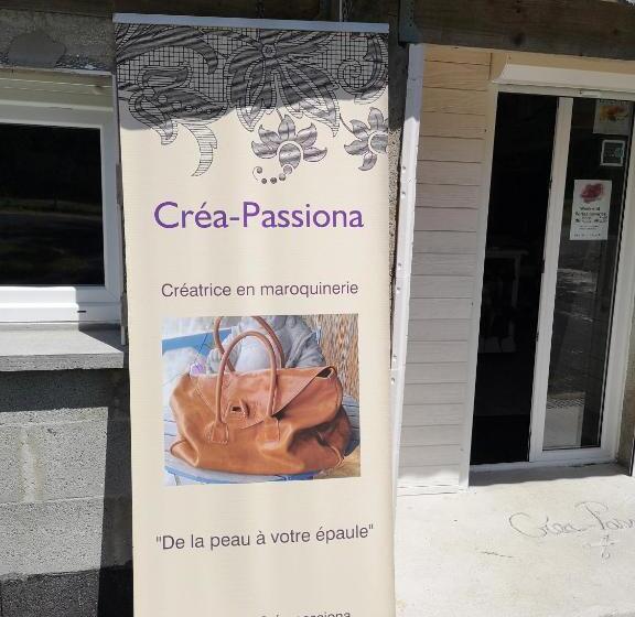 标准三人间, Les Mesanges