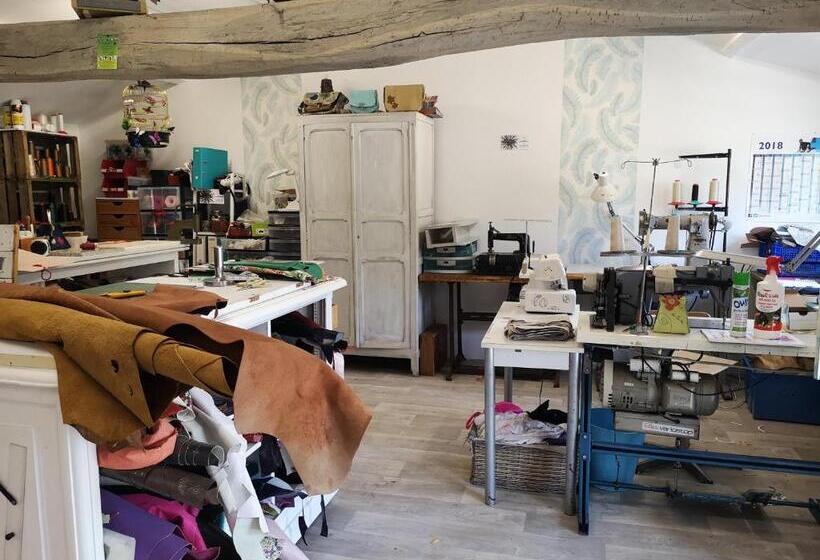 标准房带园景, Les Mesanges