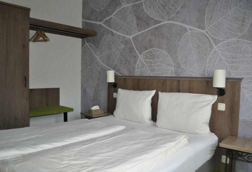 Номер Стандарт, Pension Freudenthal