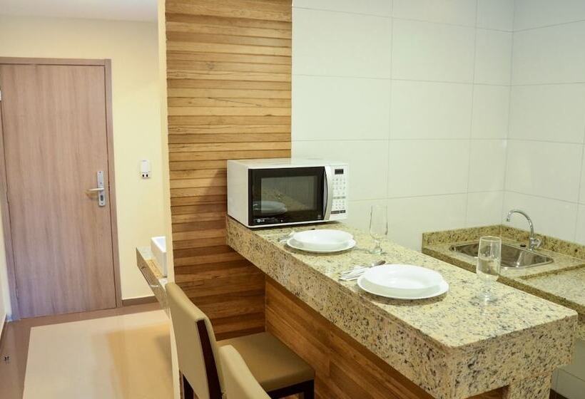 高级大房间, Paracambi Top