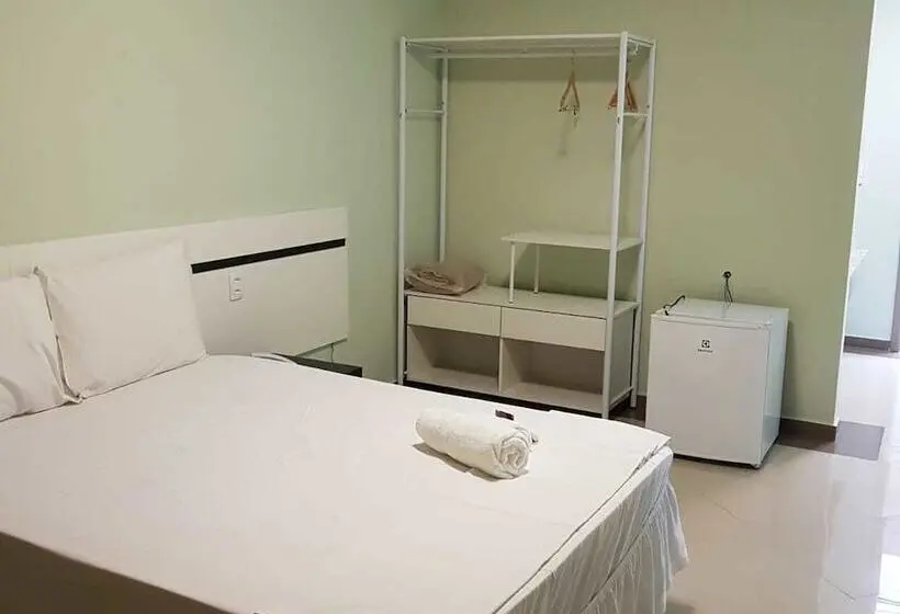 Economy Yhden Hengen Huone, Paracambi Top