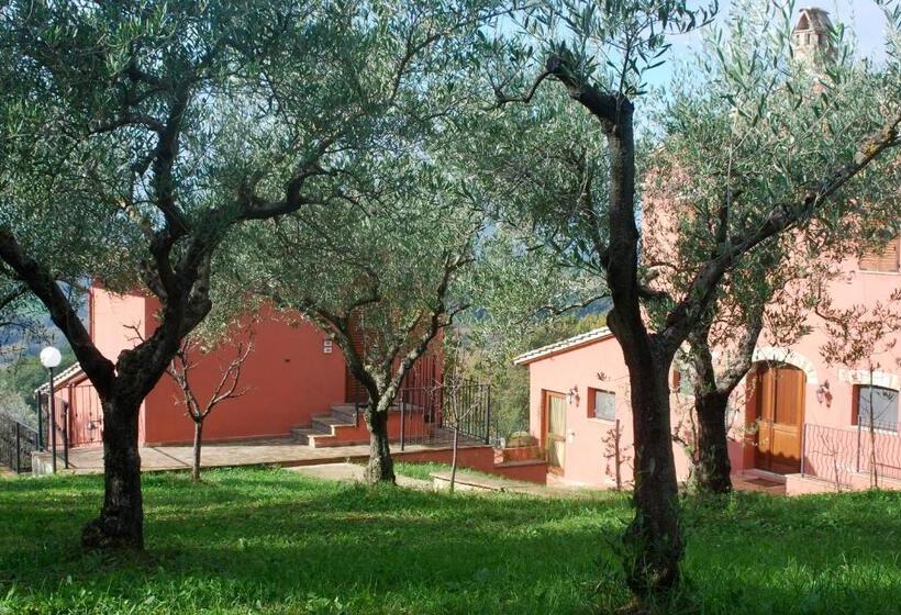 Апартаменты 1 Спальня Вид на Сад, Tenuta San Savino Delle Rocchette