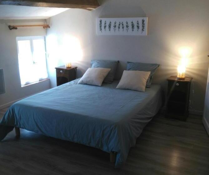 Номер Deluxe, Maison D Hôtes La Chabanaise   Marais Poitevin