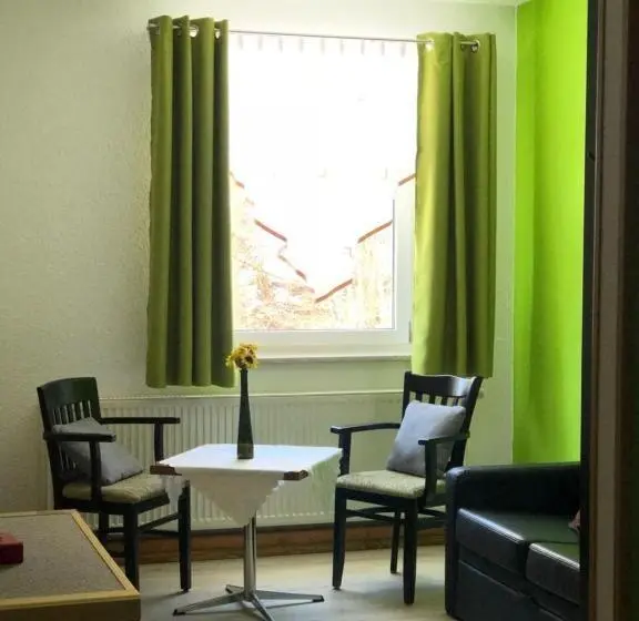 スタンダードルーム, Und Gasthof Sonneneck