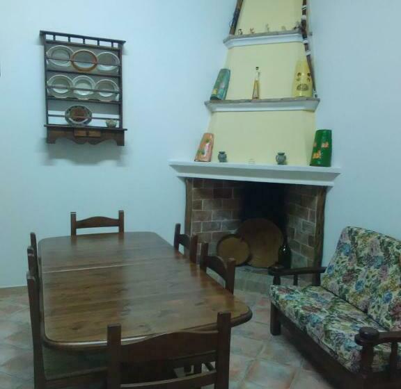 غرفة قياسية, Is Cuccus