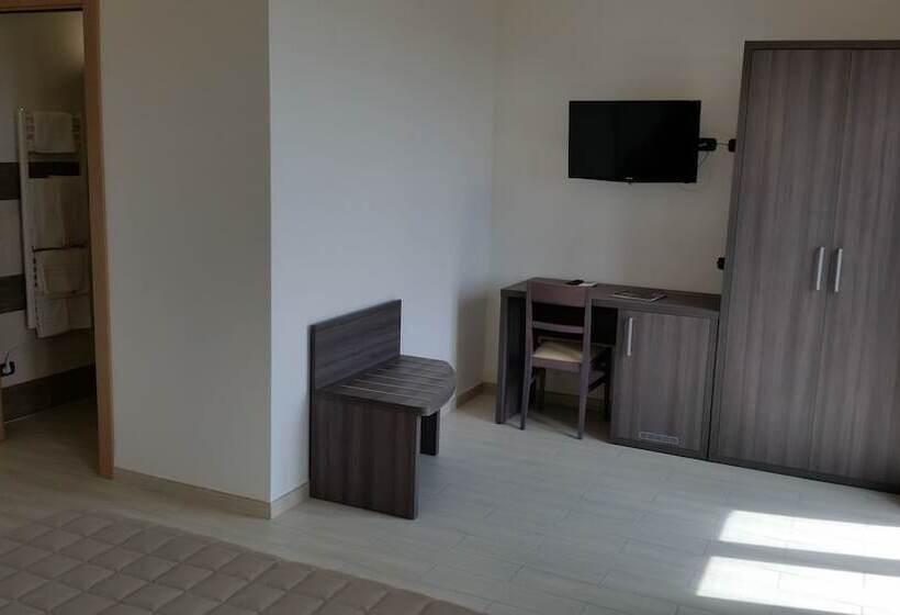 סוויטת דלוקס עם נוף, Belsito