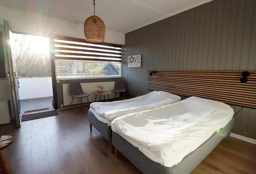 Standard-huone, Strandmotellet