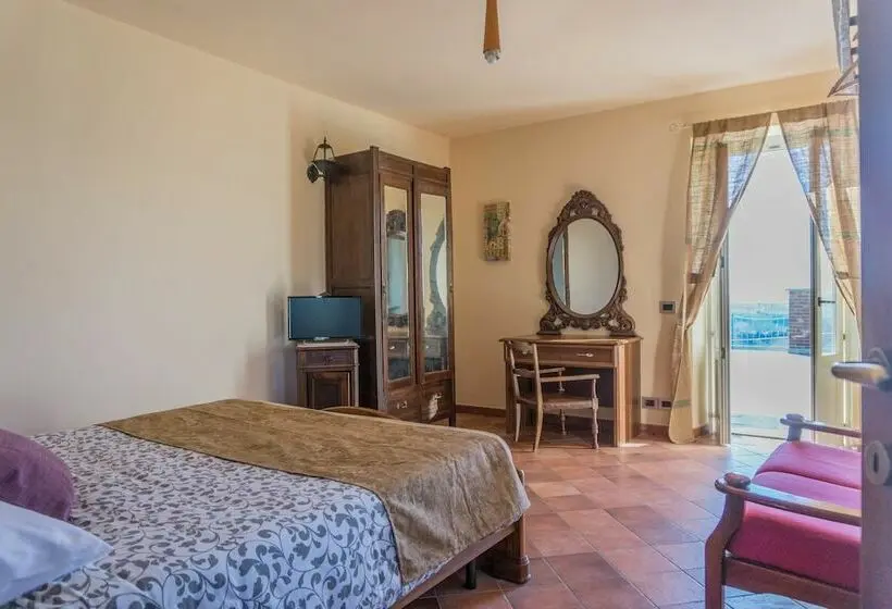 景色の見えるダブルベッドスタンダードルーム, B&b La Buonora