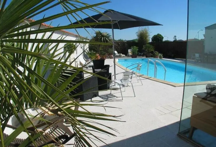 スーペリアールーム, Chambres D Hôtes Le Logis Du Port Paradis