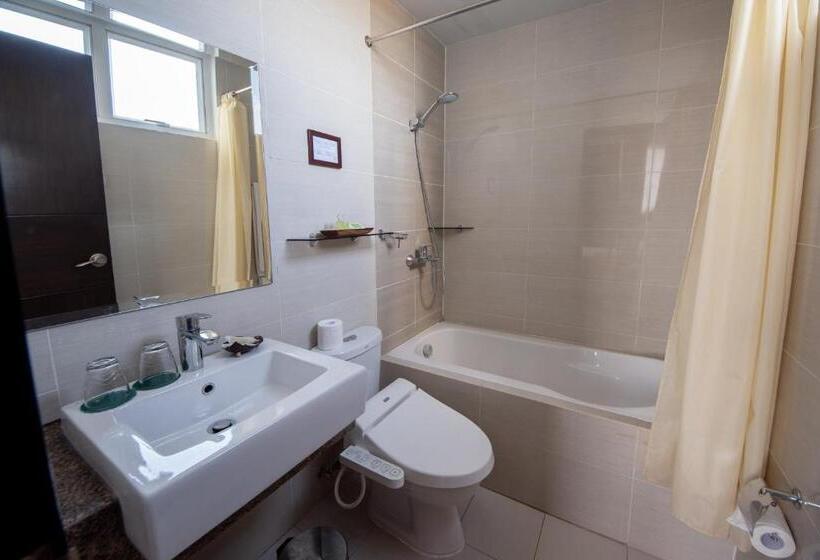 سوییت خانوادگی, C Suites At Mactan Newtown