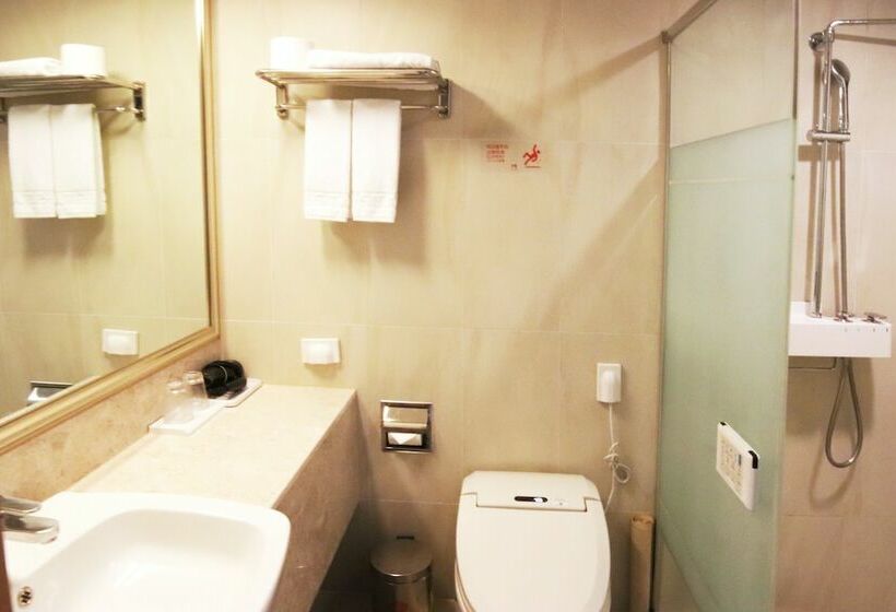 デラックスの4人部屋, Jeju Hotel The M