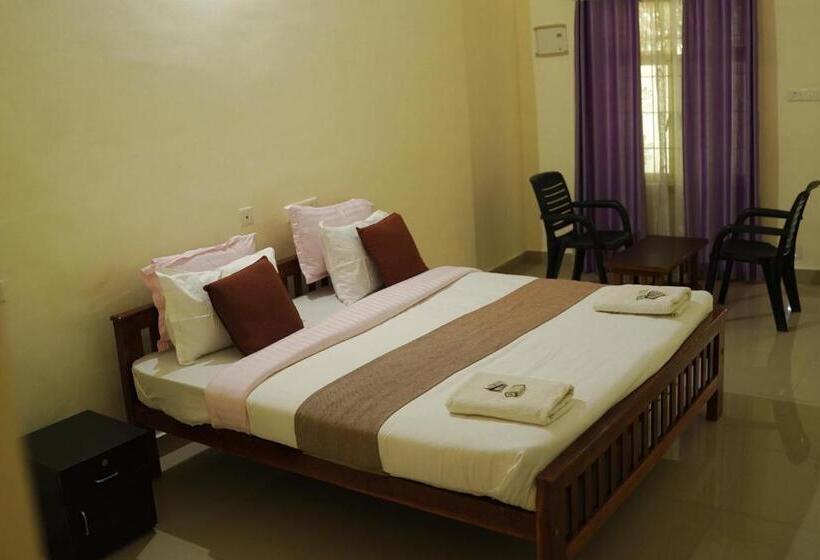 디럭스 룸, Wayanad Royal Stream