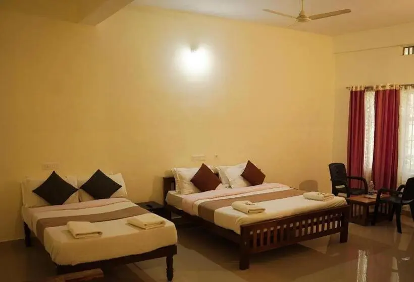 デラックスルーム, Wayanad Royal Stream