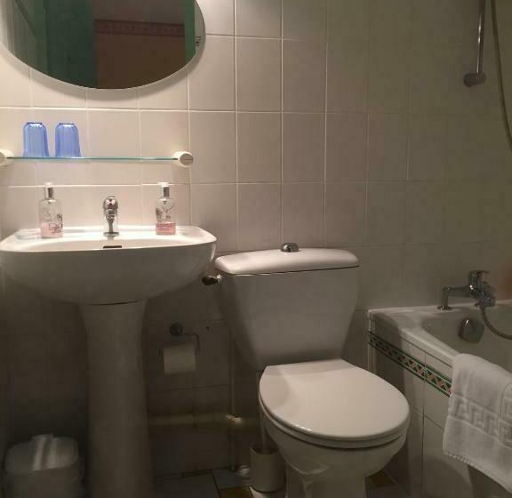 غرفة قياسية, Domaine De Brousson