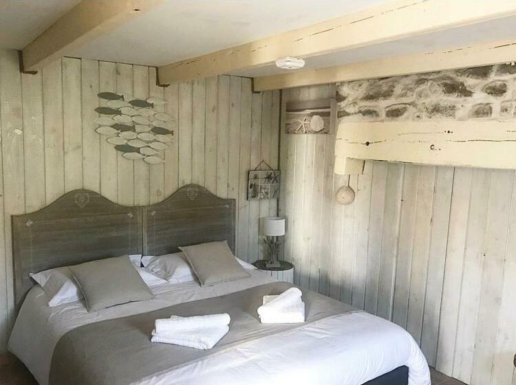 Номер Стандарт Вид на Сад, Ile O Des Capucins