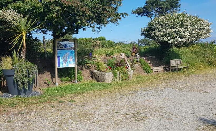 ガーデンビュースタンダードルーム, Ile O Des Capucins