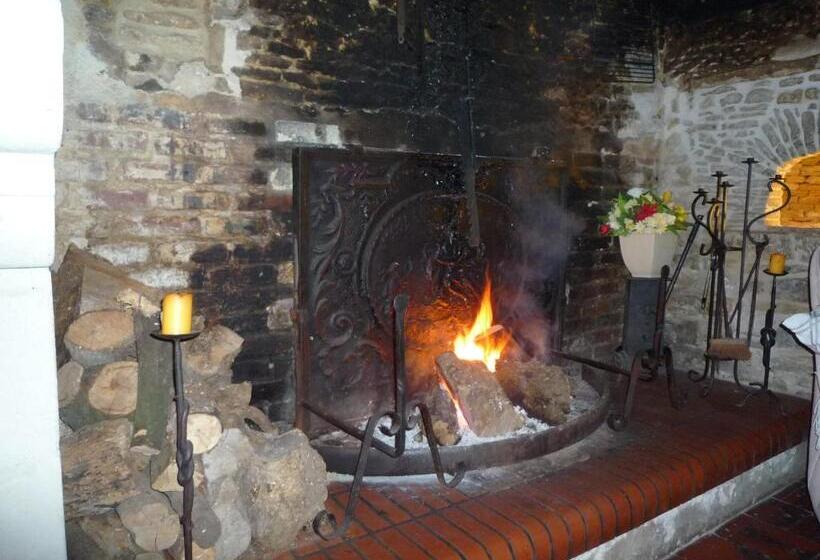 Номер Стандарт Вид на Сад, Le Manoir De La Rivière