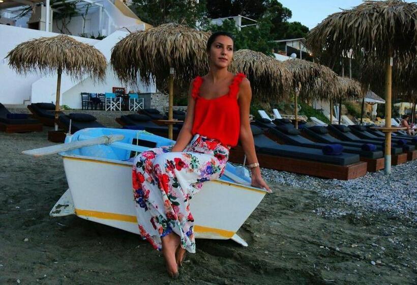 חדר דלוקס נוף לים, La Playa Boutique Apartments