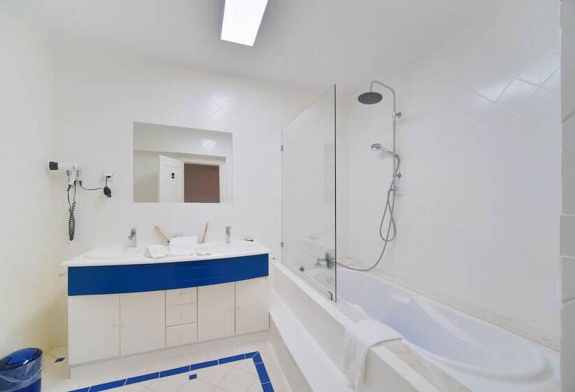 سوییت خانوادگی, Estoril Luxury Suites & Spa